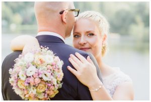 Hochzeitsfotograf Hotel Waldhof auf Herrenland Mölln, emotionale Hochzeitsreportagen in Lübeck Mööln, Scharbeutz, Travemünde www.studioamkanal.de